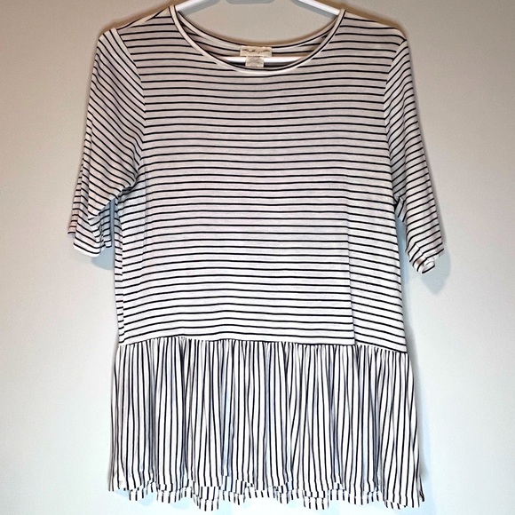 gaze Tops - **3 for 1!!!** 3/4 Sleeve Peplum Top